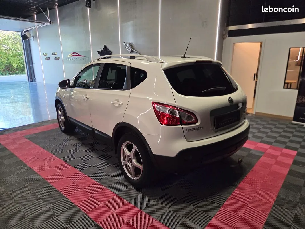 Nissan Qashqai 2014 photo 4