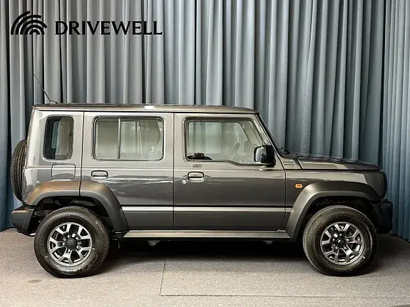 Suzuki Jimny 2025 photo 3