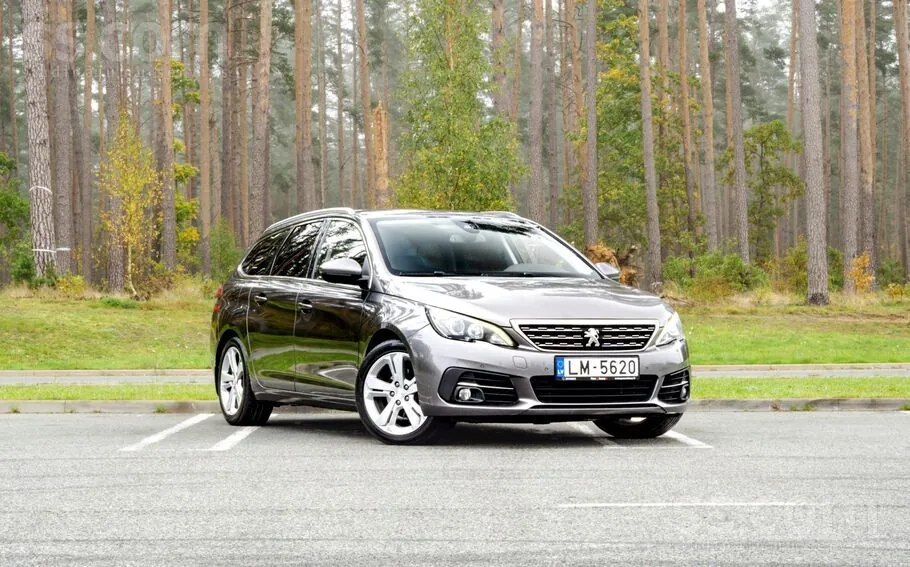 Peugeot 308 2017 photo 2