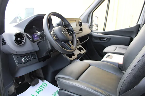 Mercedes-Benz Sprinter 2023 photo 4