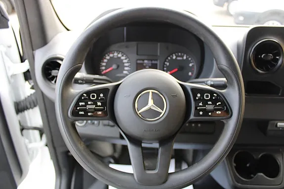 Mercedes-Benz Sprinter 2023 photo 5