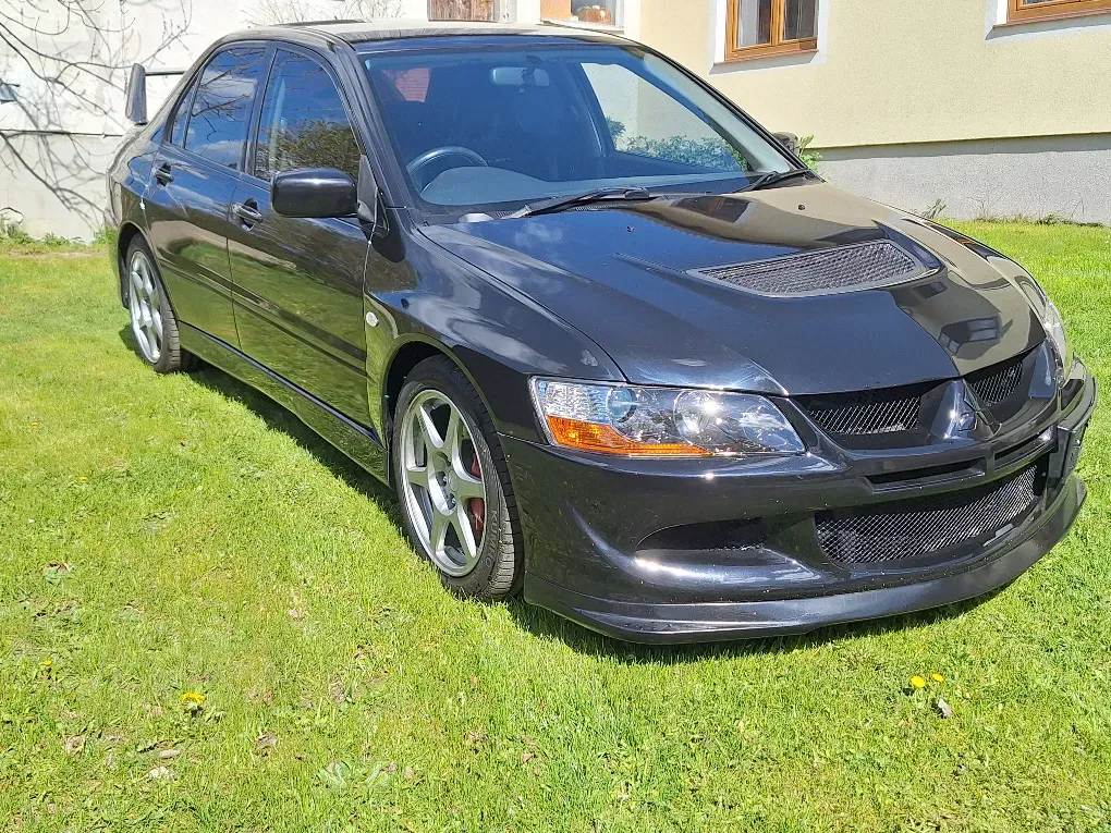 Mitsubishi Lancer 2003 photo 2