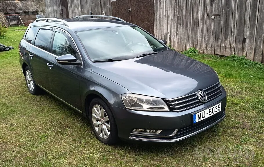 Volkswagen Passat 2013 photo 2