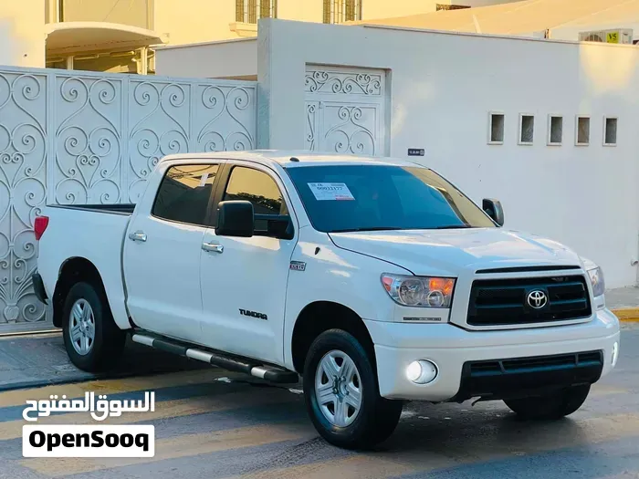 Toyota Tundra 2011 photo 3