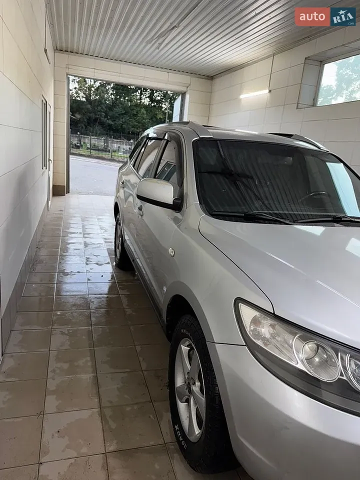 Hyundai Santa Fe 2006 photo 2