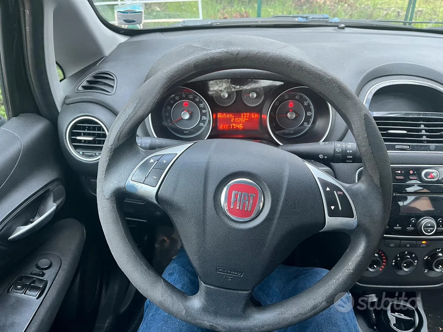 Fiat Punto 2013 photo 4