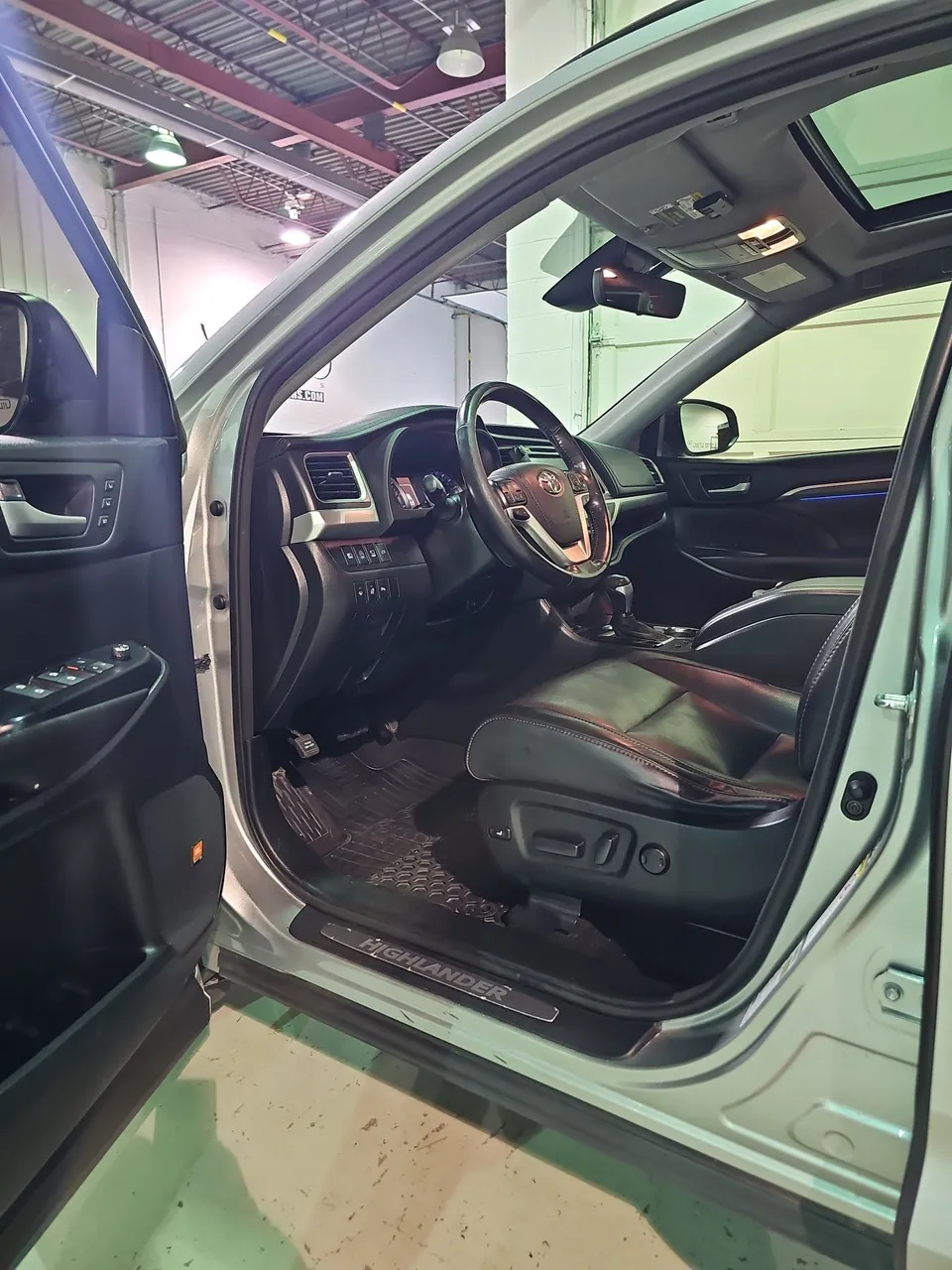 Toyota Highlander 2017 photo 2
