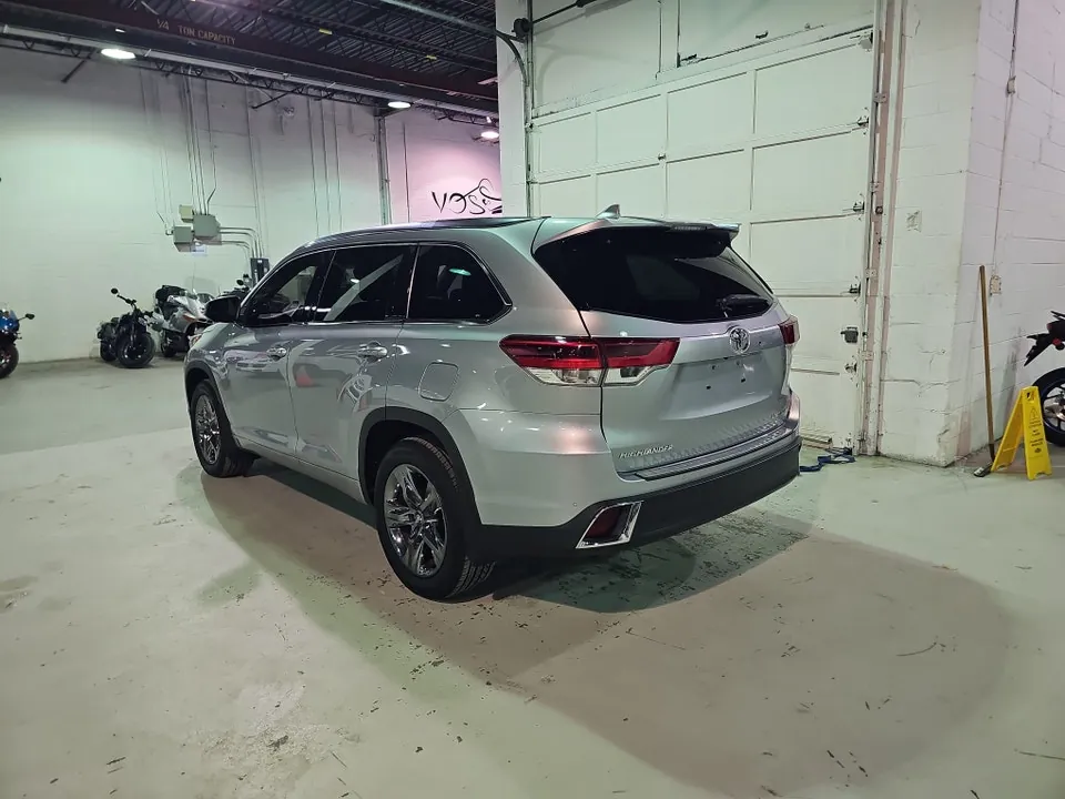 Toyota Highlander 2017 photo 4