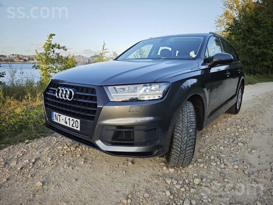 Audi Q7 2019 photo 2