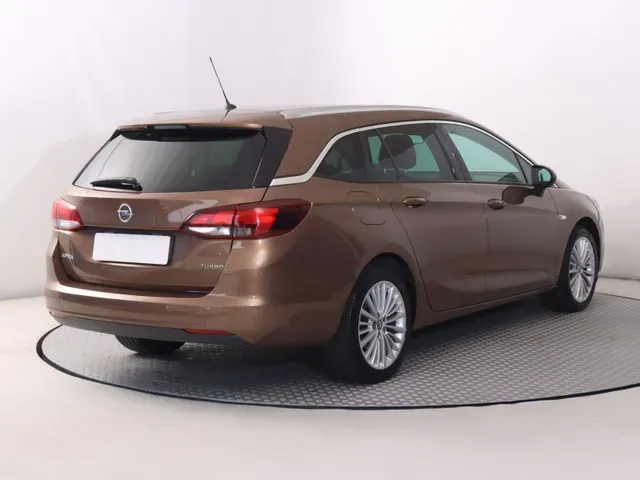 Opel Astra Sport Tourer 2016 photo 4