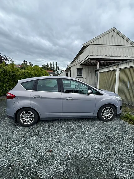 Ford C-Max 2011 photo 4