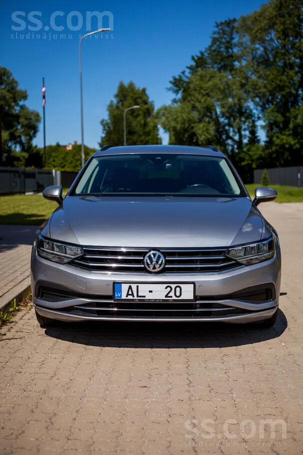 Volkswagen Passat 2020 photo 2