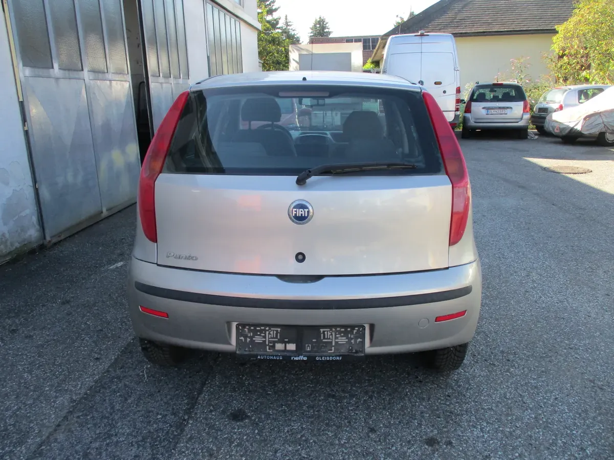 Fiat Punto 2005 photo 3