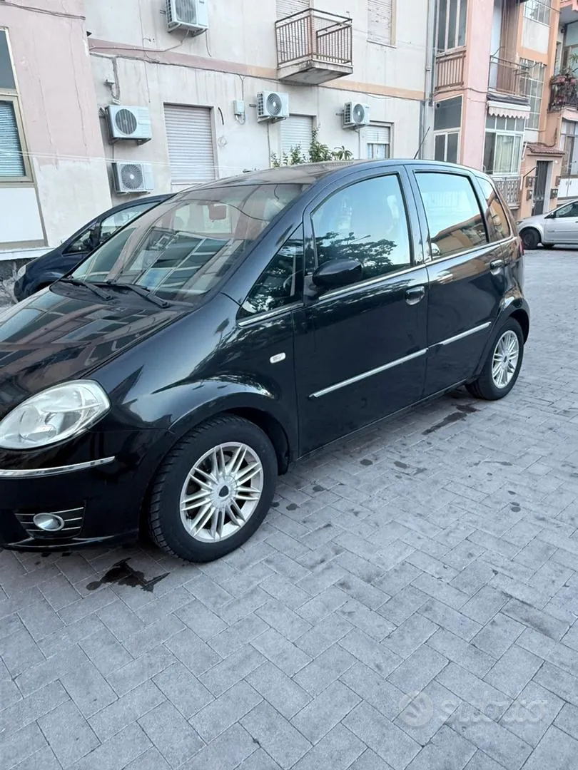 Lancia Musa 2009 photo 3