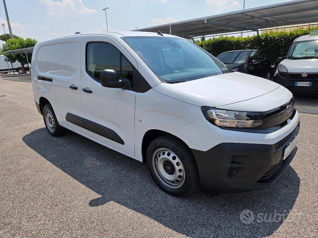 Opel Combo 2024 photo 3