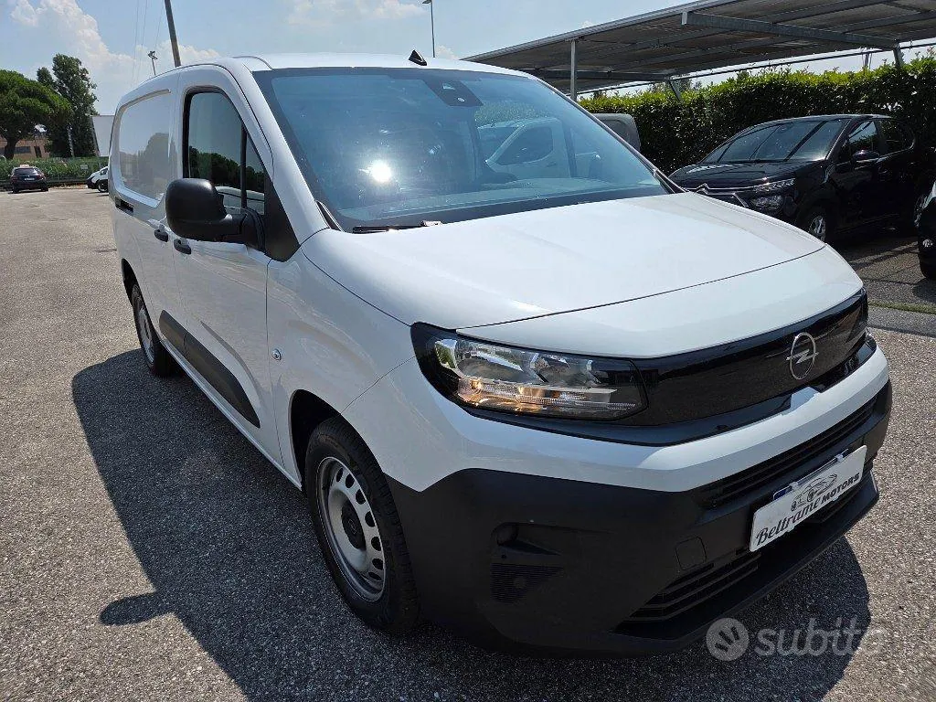 Opel Combo 2024 photo 2
