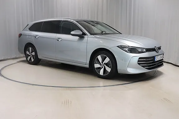 Volkswagen Passat 2025 photo 3