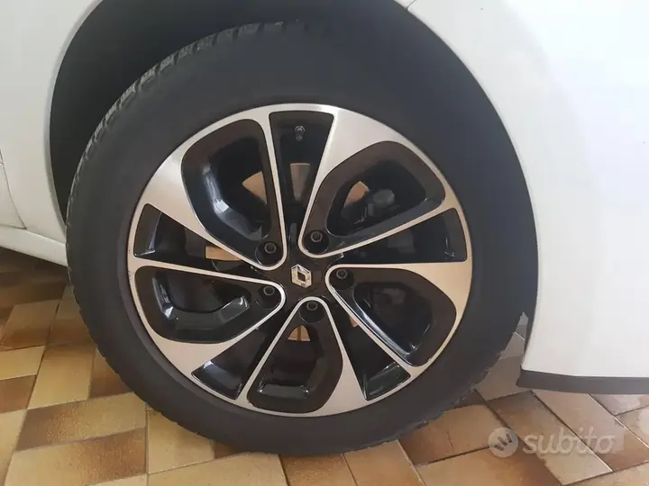 Renault Scenic 2016 photo 3