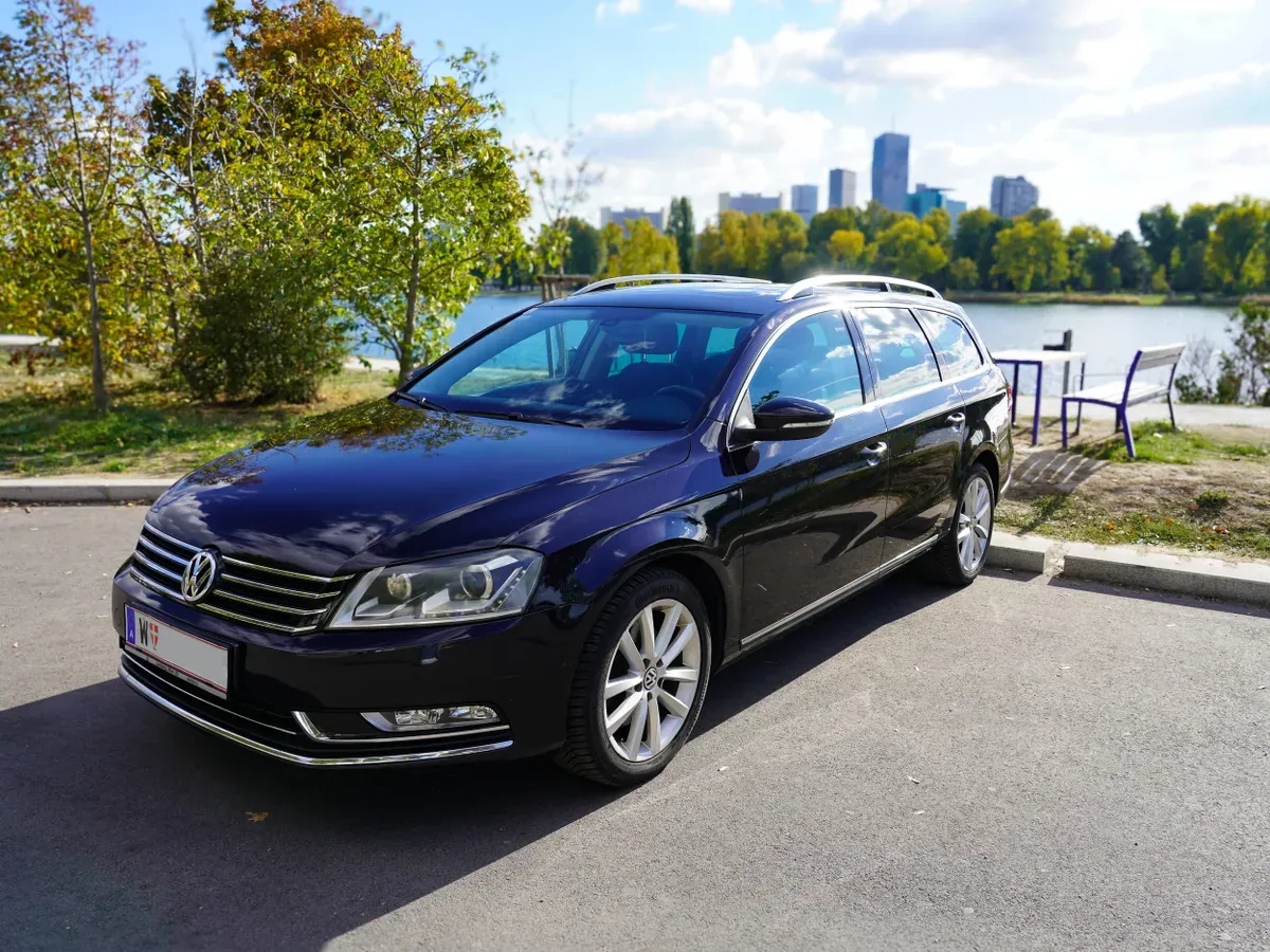 Volkswagen Passat 2012 photo 3