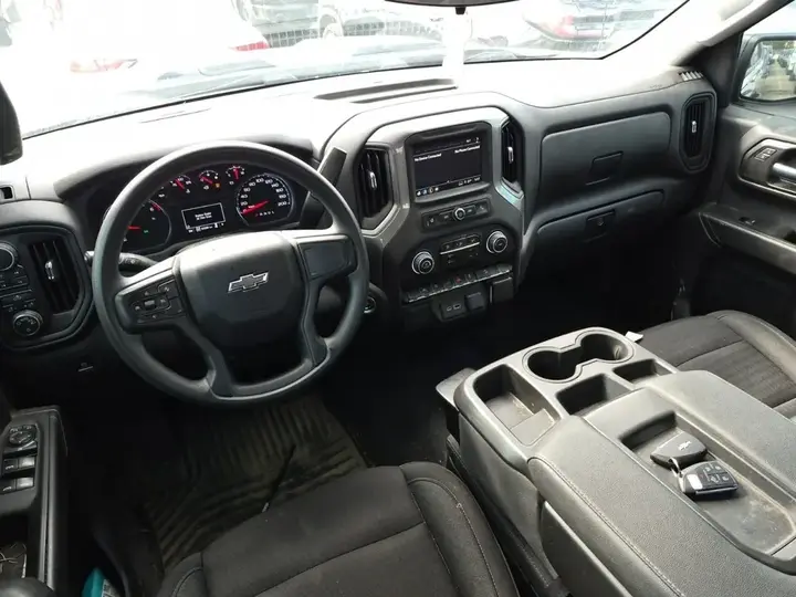 Chevrolet Silverado 1500 2022 photo 5
