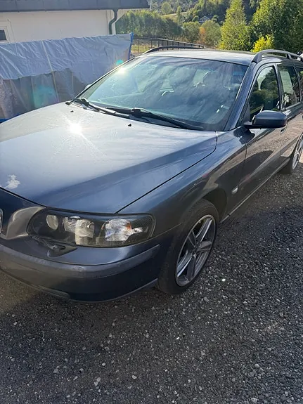 Volvo V70 2004 photo 2
