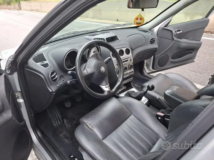 Alfa Romeo 156 2004 photo 3