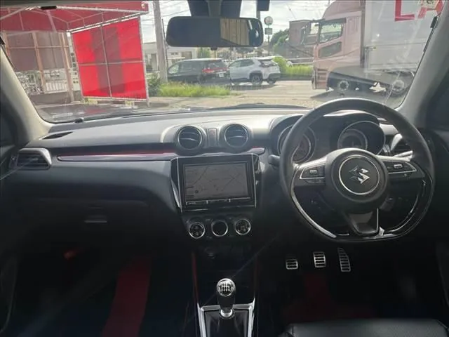 Suzuki Swift Sport 2020 photo 3