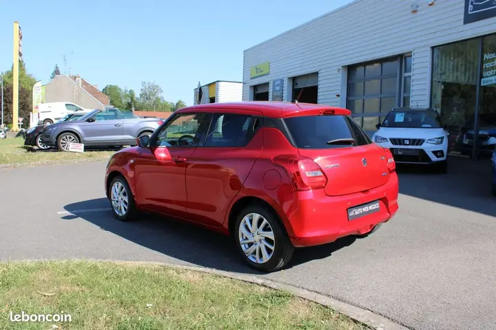 Suzuki Swift 2023 photo 3