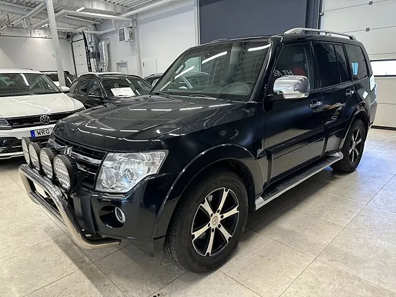 Mitsubishi Pajero 2010 photo 4