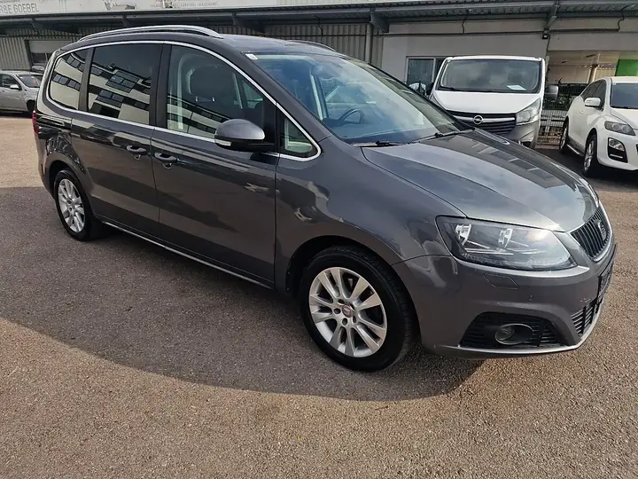 Seat Alhambra 2012 photo 3
