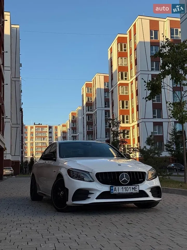 Mercedes-Benz C-Class 2019 photo 2