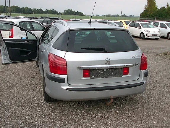 Peugeot 407 2006 photo 4