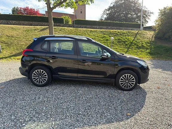 Peugeot 2008 2014 photo 2