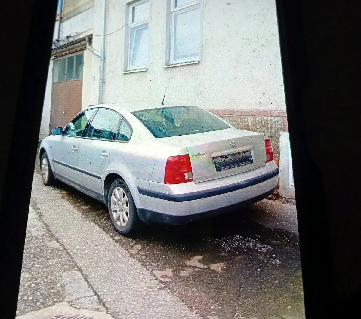 Volkswagen Passat 1999 photo 2