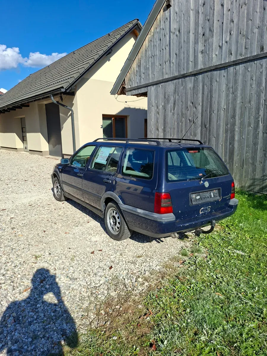 Volkswagen Golf 1999 photo 3
