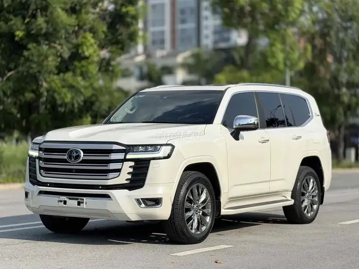 Toyota Land Cruiser 2024 photo 2