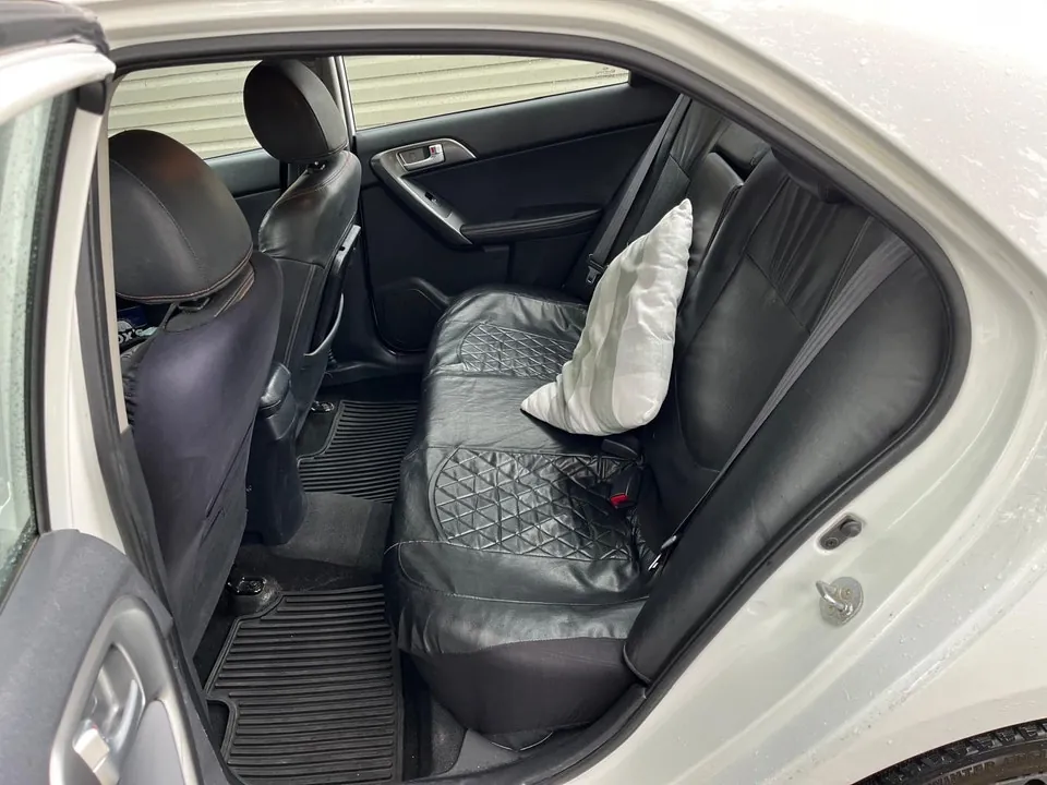 Kia Forte 2011 photo 4