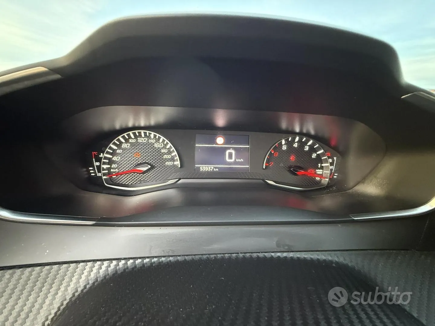 Peugeot 208 2026 photo 4
