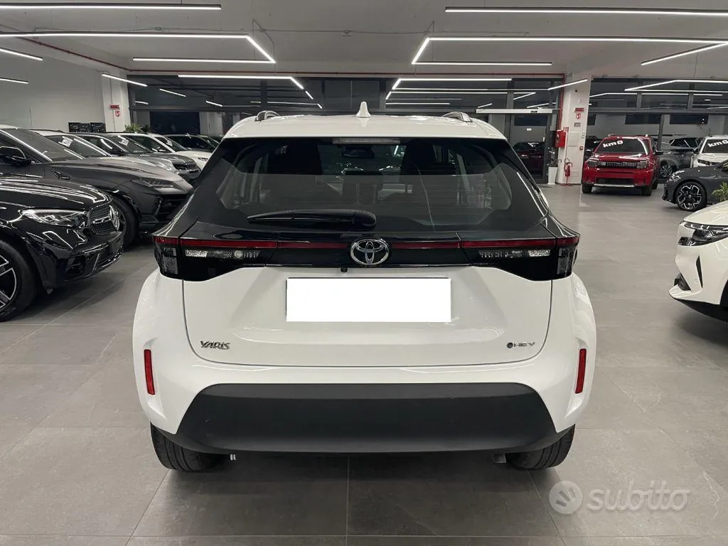Toyota Yaris Cross 2025 photo 4