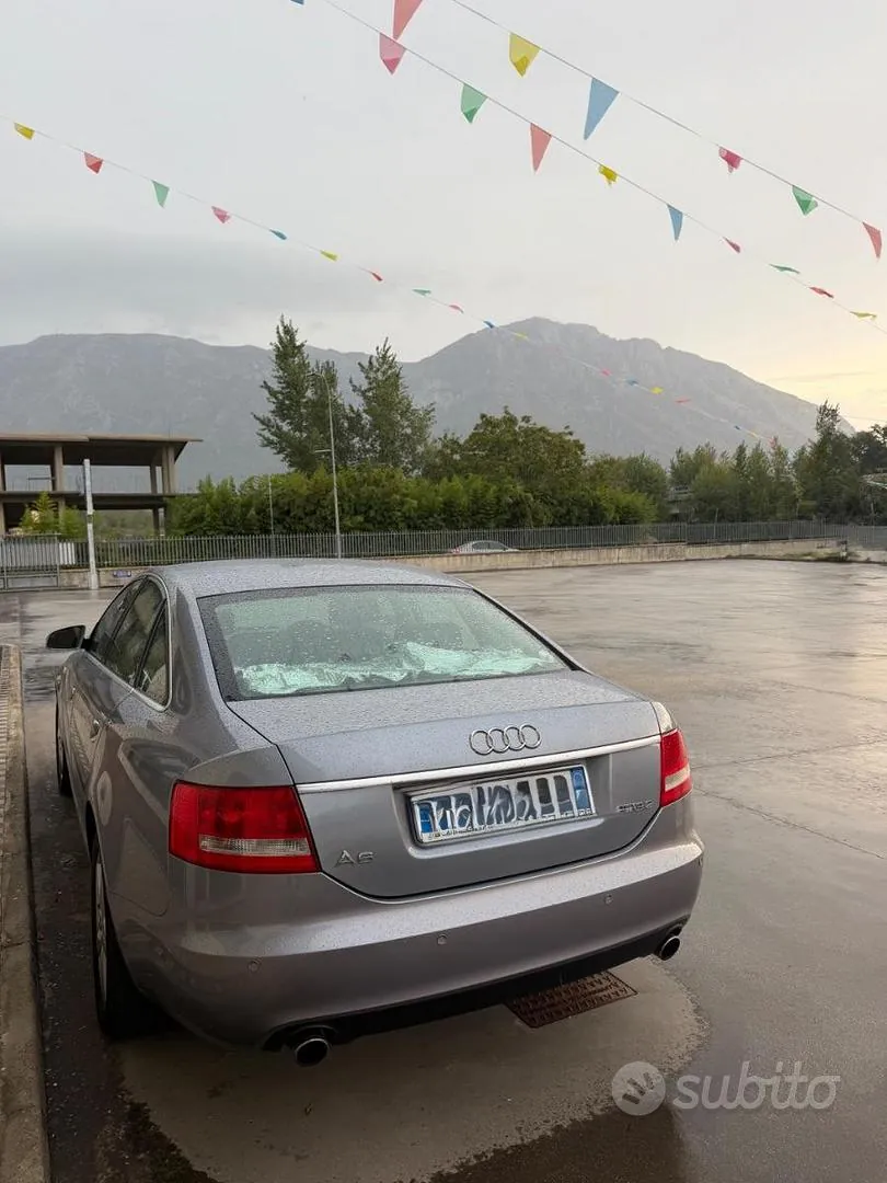 Audi A6 2010 photo 5