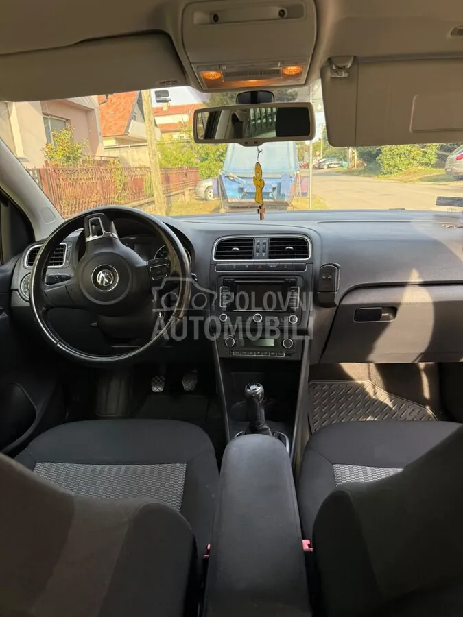Volkswagen Polo 2012 photo 5