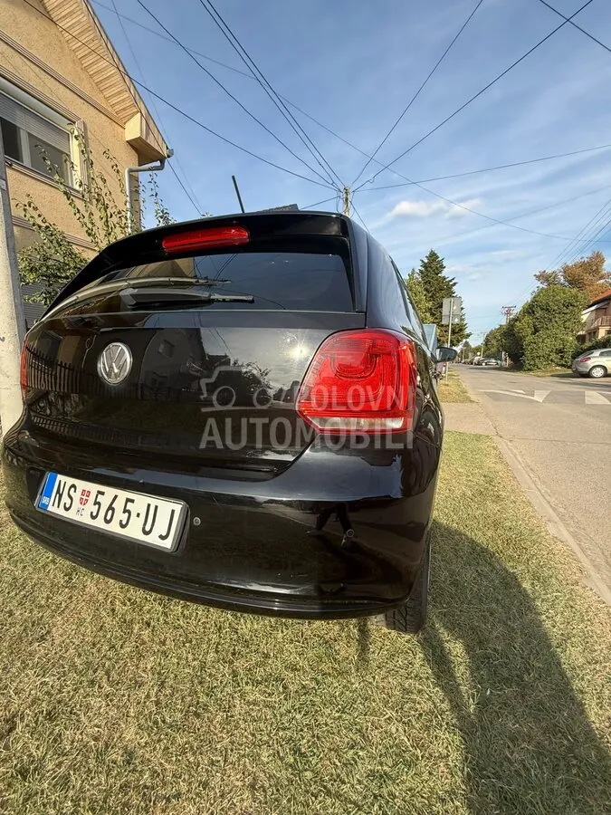 Volkswagen Polo 2012 photo 3