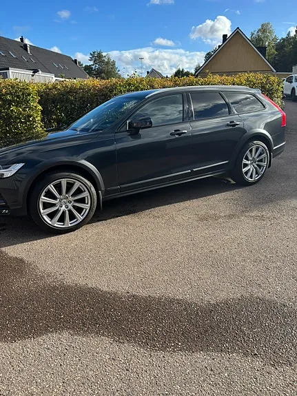 Volvo V90 Cross Country 2019 photo 2