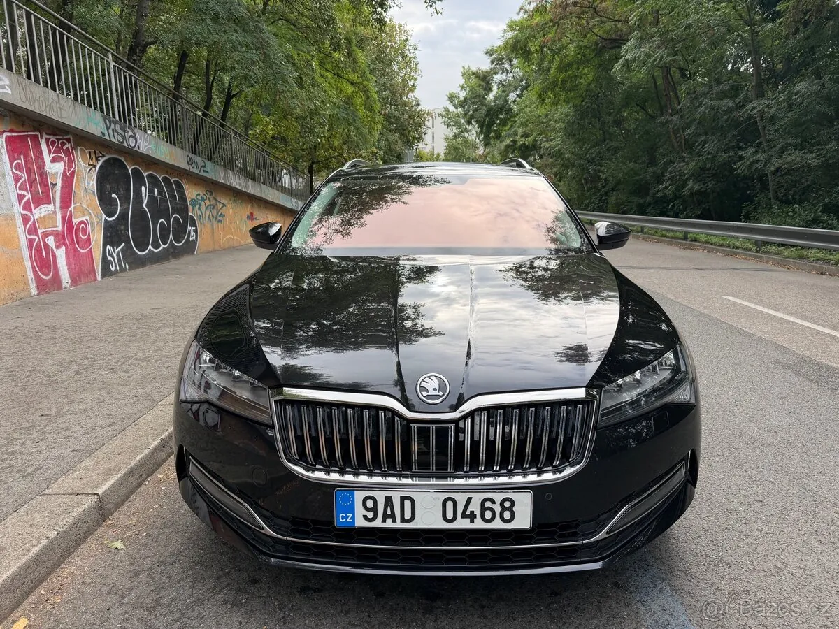 Skoda Superb 2022 photo 3