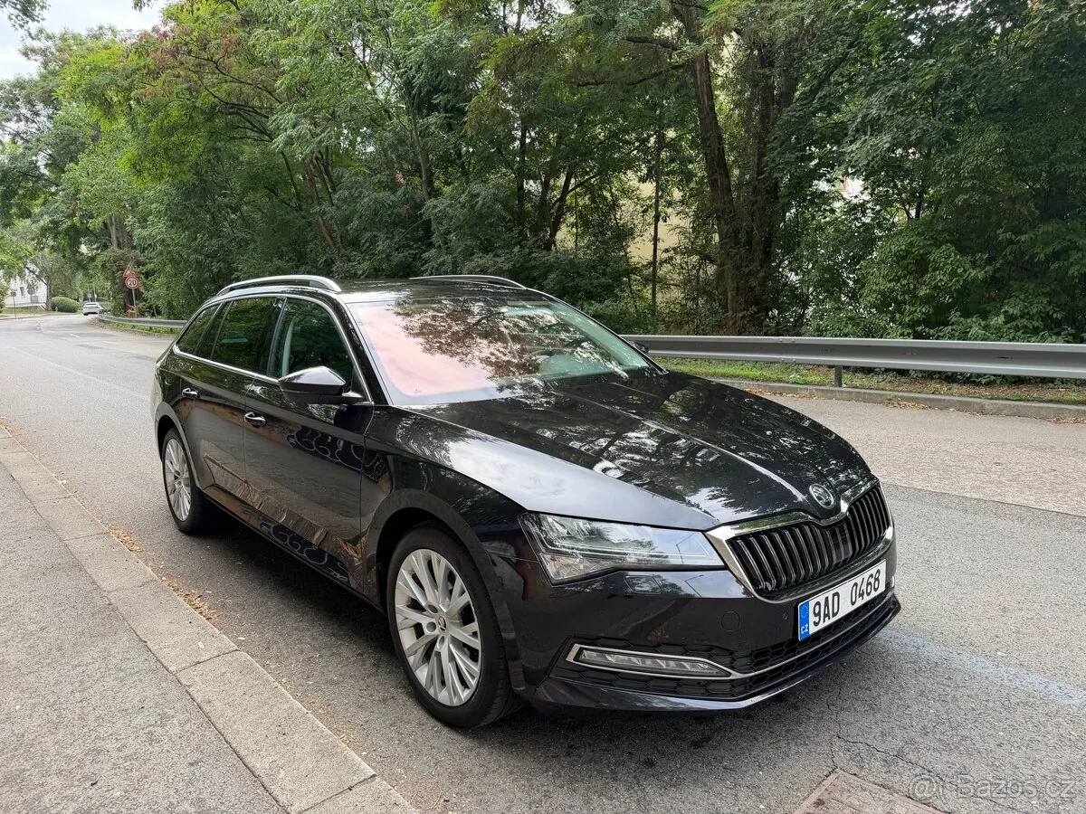 Skoda Superb 2022 photo 2