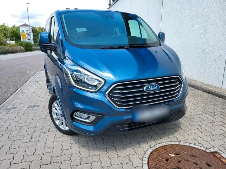 Ford Tourneo Custom