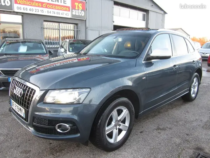 Audi Q5 2009 photo 2