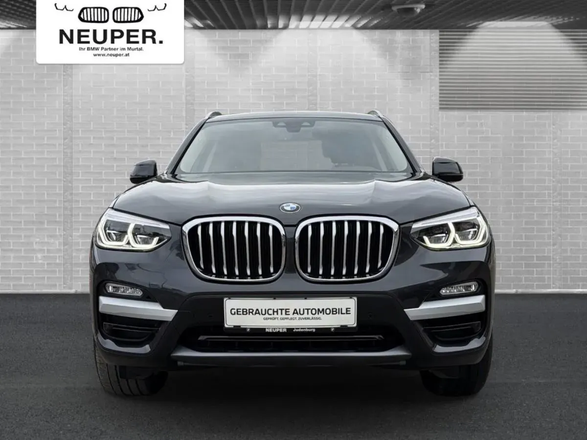 BMW X3 2018 photo 2
