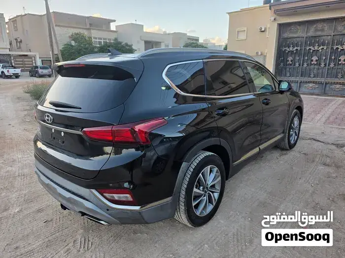 Hyundai Santa Fe 2019 photo 4