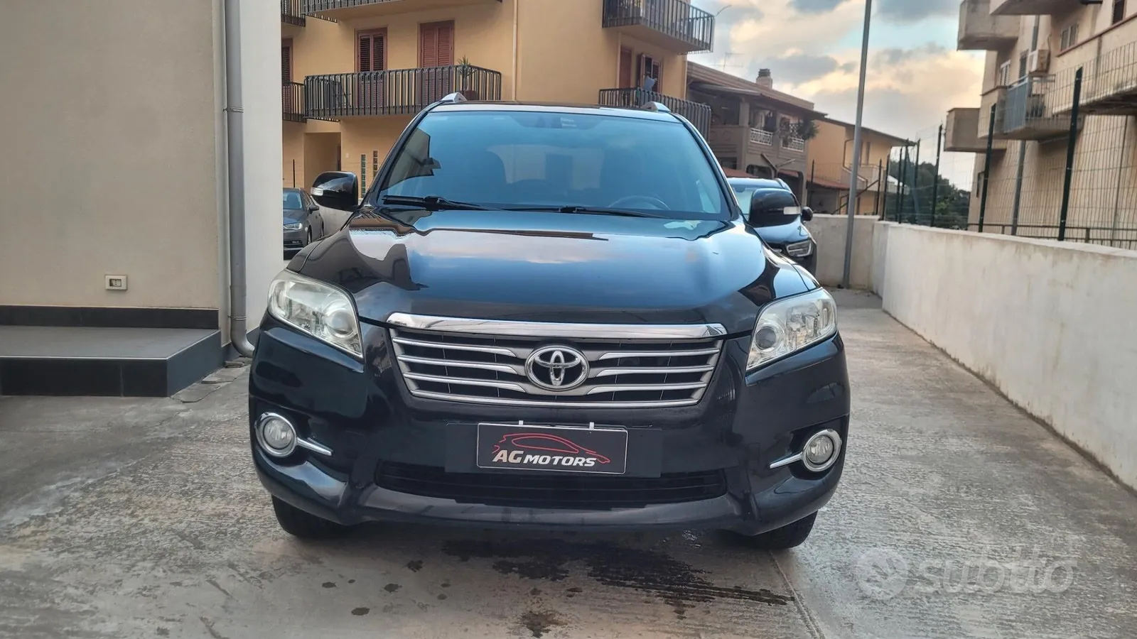 Toyota Rav4 2011 photo 2
